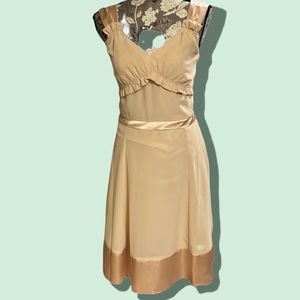NWT Allie Bloo Gold Semi Formal Small